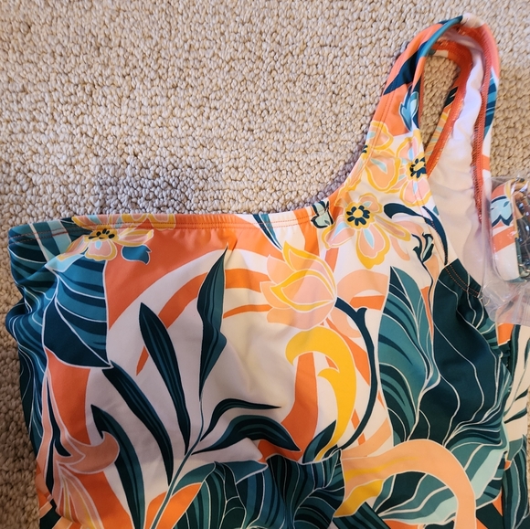 JANTZEN ☆ Tropical One-Shoulder Swimsuit. NWT. Comes with an extra strap - Picture 4 of 6